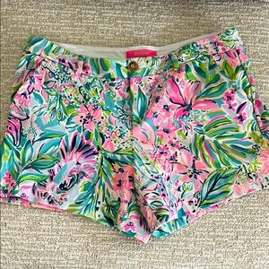 Lilly Pulitzer Women's Tropical Floral Knit Shorts - Pink and Green